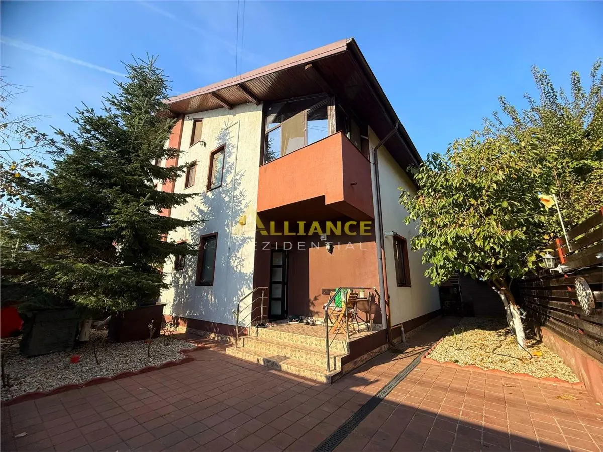 Duplex Mobilat / 4 Camere / 2 Bai / Teren 200 mp - foto 1