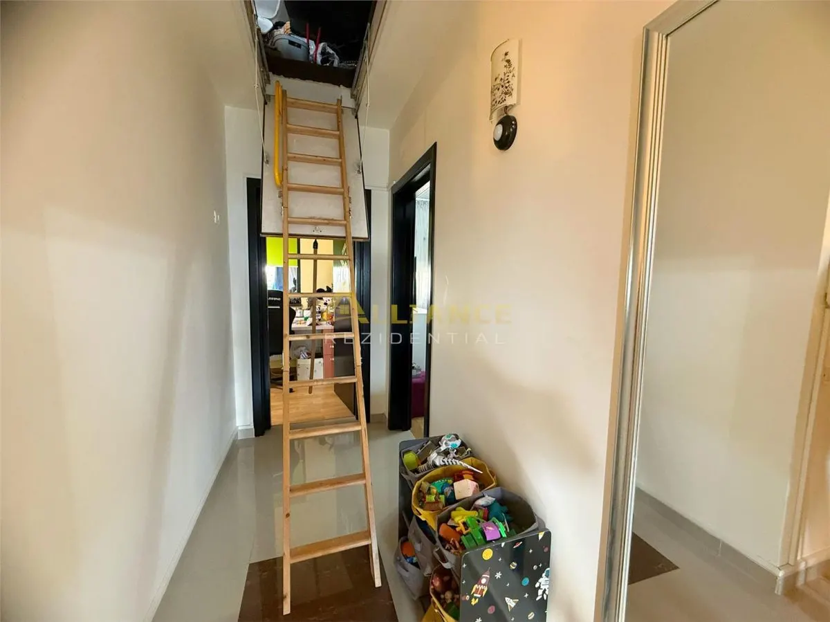 Duplex Mobilat / 4 Camere / 2 Bai / Teren 200 mp - foto 5