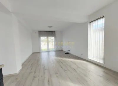 Casa Individuala / 3 Camere / 2 Bai / Pompa de caldura / Panouri solare - foto 6