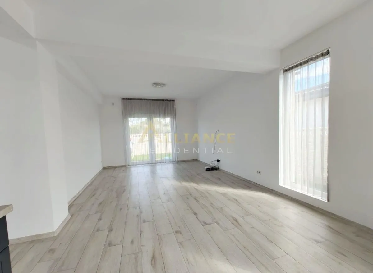 Casa Individuala / 3 Camere / 2 Bai / Pompa de caldura / Panouri solare - foto 6