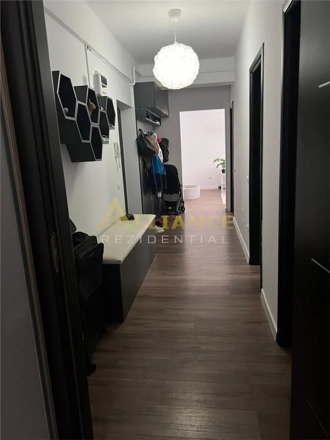 Apartament 3 camere in Kristal Residence - mobilat & utilat complet - foto 6