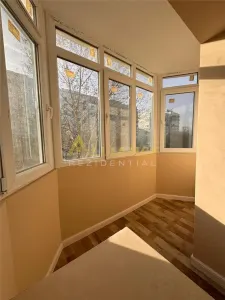 Apartament cu 3 camere, 73 mp, complet renovat - Sos. Berceni / Metrou Aparatorii Patriei (300 m) - foto 14