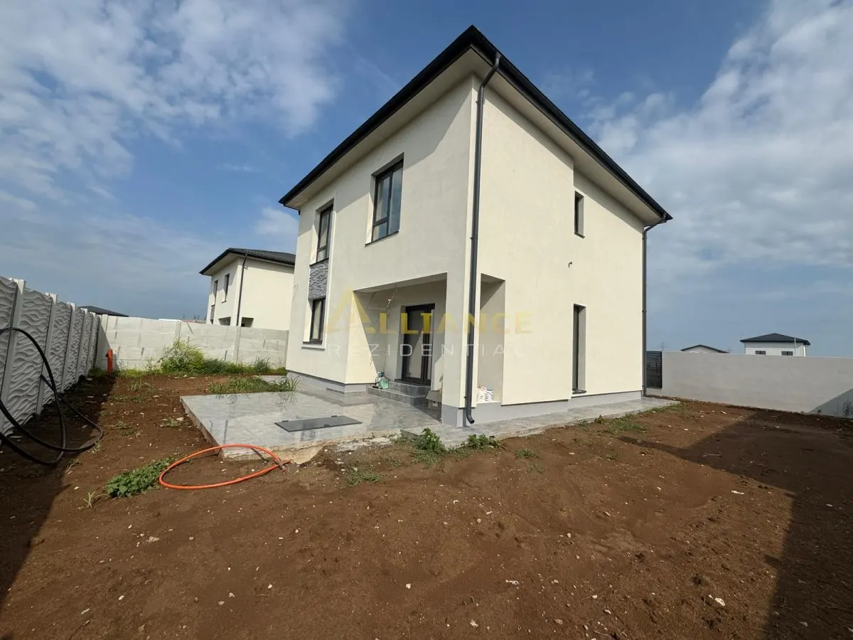 Casa de vanzare | Teren 350 mp | 4 camere | Dormitor cu baie proprie | - foto 3
