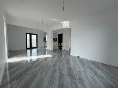 Casa de vanzare | Teren 350 mp | 4 camere | Dormitor cu baie proprie | - foto 4
