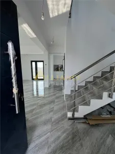Casa de vanzare | Teren 350 mp | 4 camere | Dormitor cu baie proprie | - foto 5