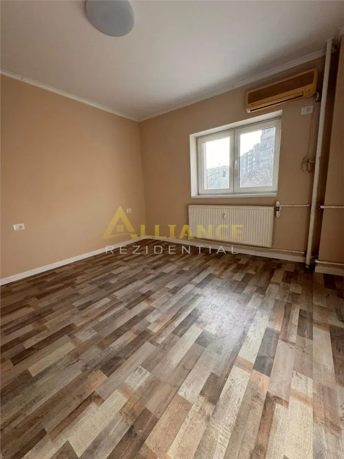 Soseaua Berceni - 3 Camere - 2 Balcoane - 280 m METROU - Decomandat - foto 3
