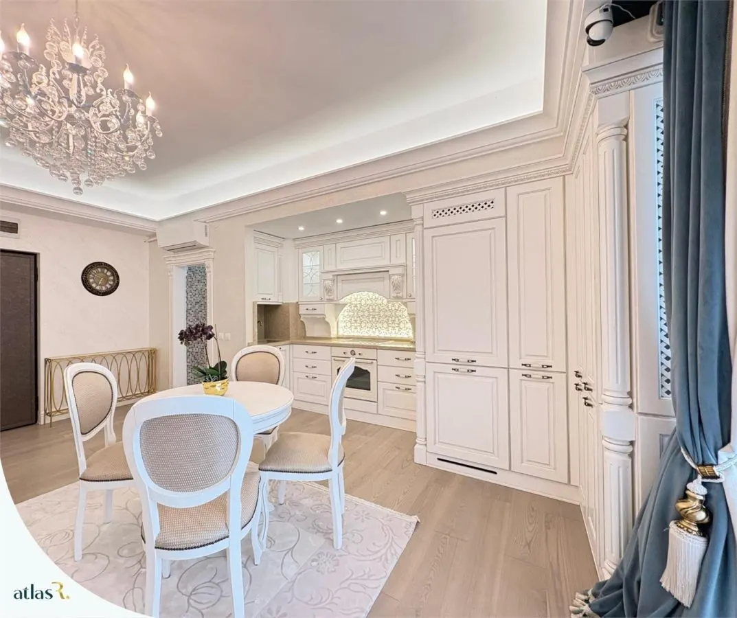 Apartament elegant cu vedere panoramica | 3 camere | Centru, langa Palas Mall. - foto 3