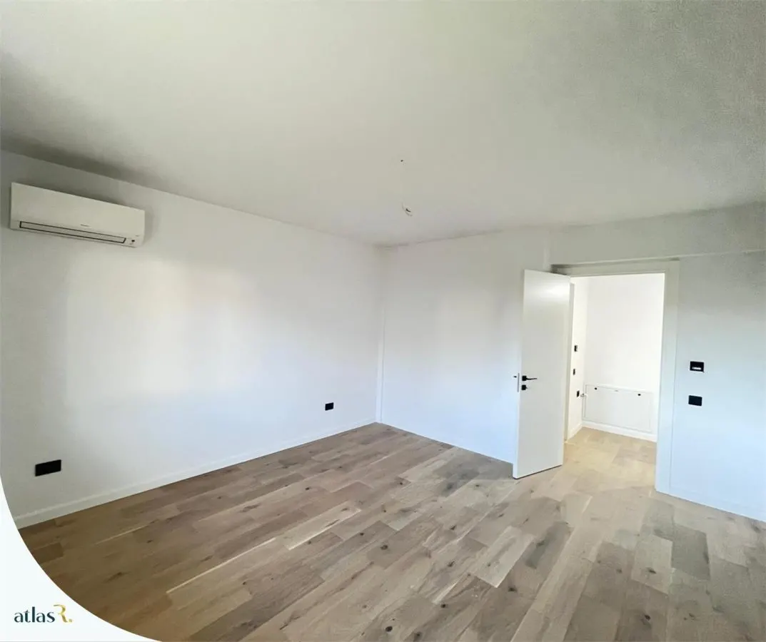 Apartament 1 camera | Ultracentral | 41.46 mp | 142.975 euro | Comision 0 - foto 2