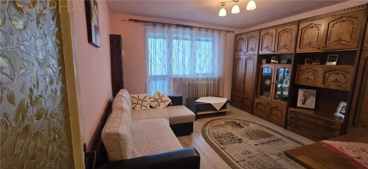 Apartament 3 camere | Decomandat | Mobilat si utilat | Zona Intrarea Pinului â€“ Bistrita - foto 1