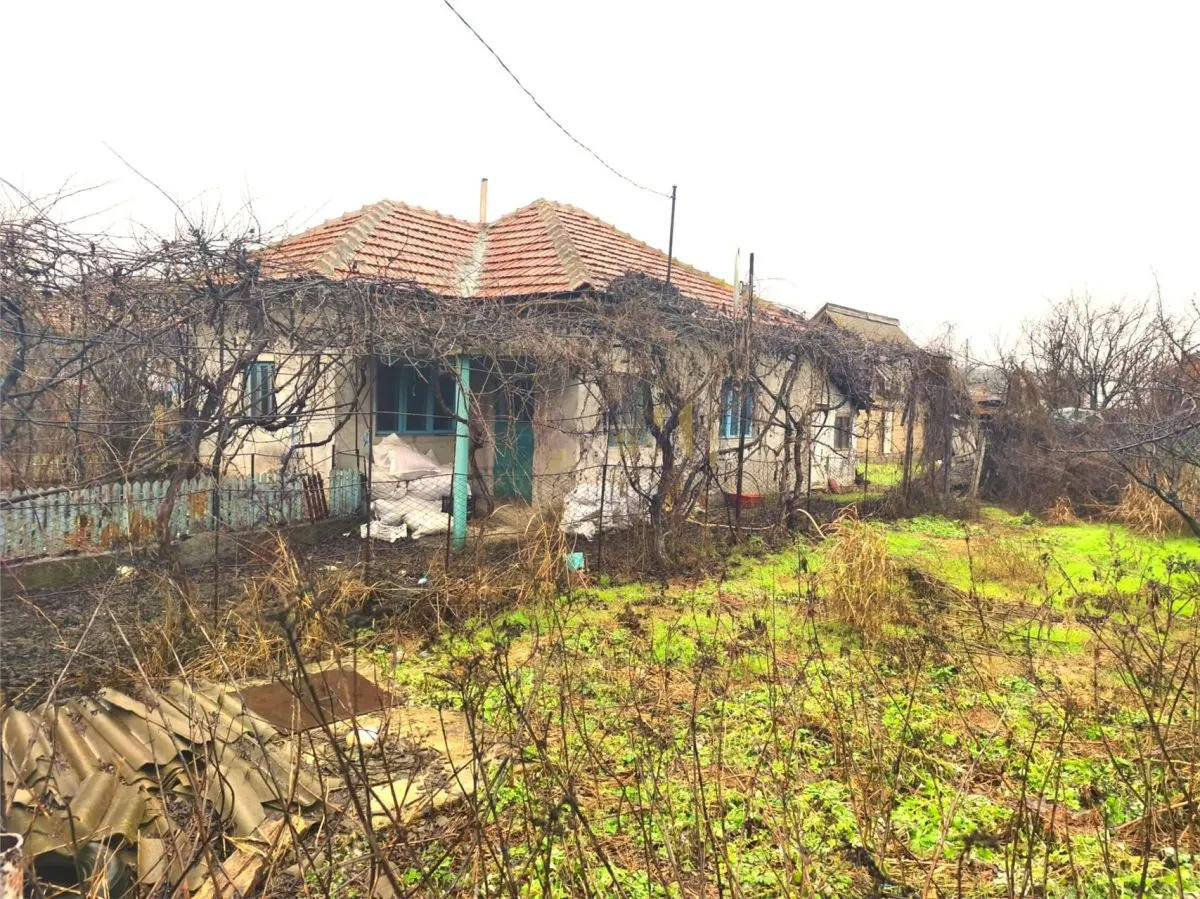 Exclusivitate!!! Casa + Teren 1000 mp zona Matesti, Buzau - foto 1