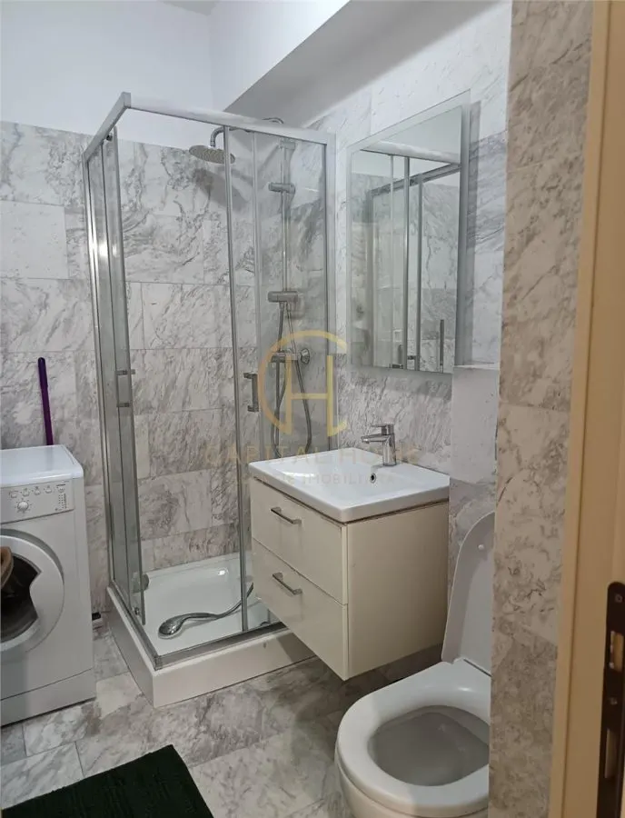 Apartament 2 camere dec. Royal Town , Copou UAIC - foto 6