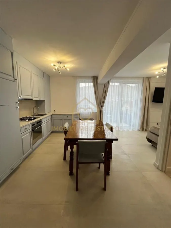 Apartament cu 2 camere zona Lamaitei - foto 1