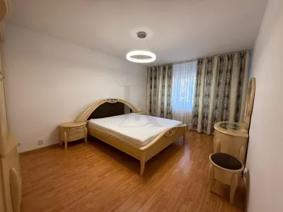 Apartament 3 camere Nicolina Prima Statie , etaj 2 - foto 10