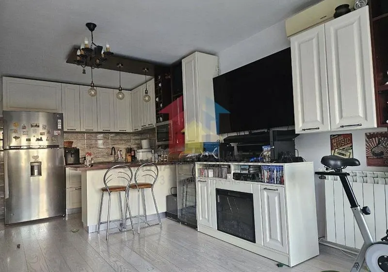 FOARTE SPATIOS! 70 mp - Ap 2 camere, Buzaului+boxa, Etaj 2, Buzaului - foto 9