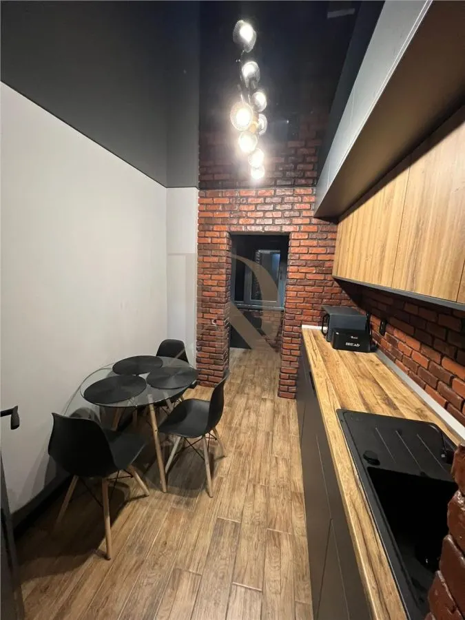 Sf. Lazar - Palas , 2 camere , amenajat la cheie ! - foto 7