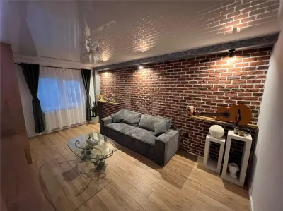 Sf. Lazar - Palas , 2 camere , amenajat la cheie ! - foto 10