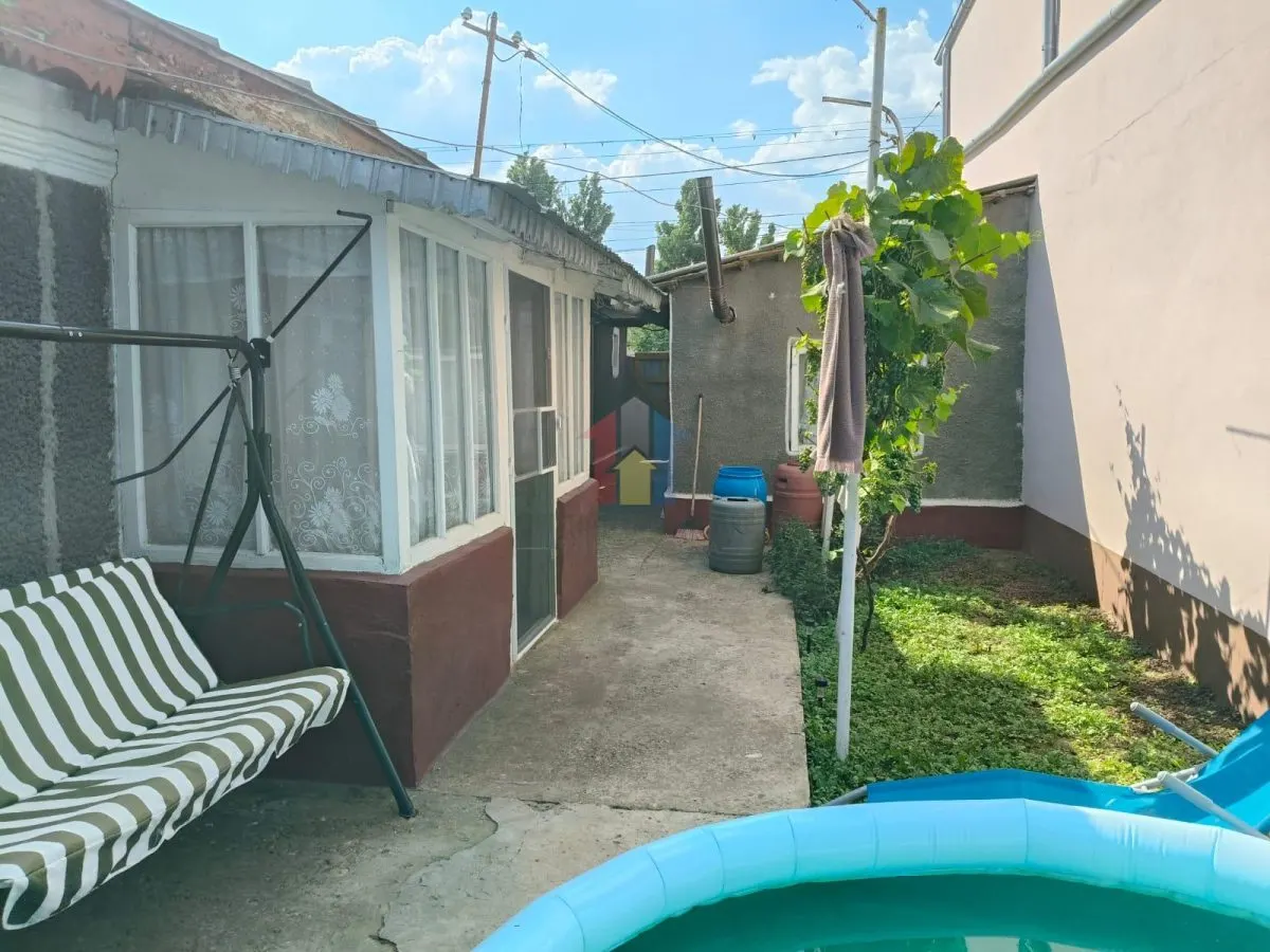 Radu Negru - Buzaului in spate la Penny Casa 4 cam Teren - 264 mp - foto 2