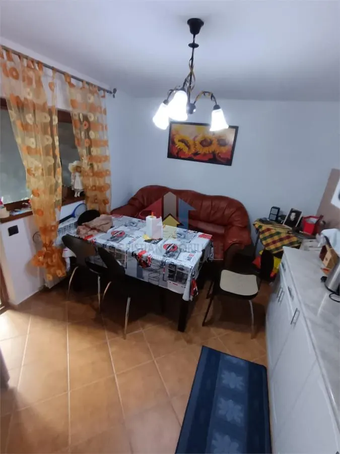 Casa, zona Brailita, 3 camere, Boltari si Paianta - foto 1