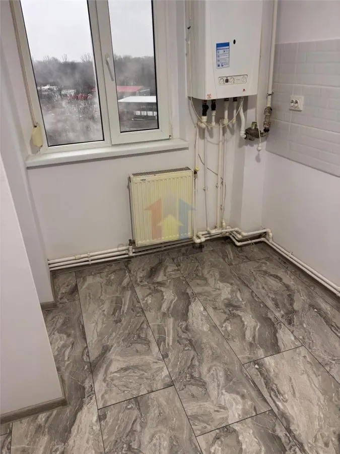 3 camere Renovat, confort 1 decomandat, etaj intermediar, Viziru 3 - foto 9