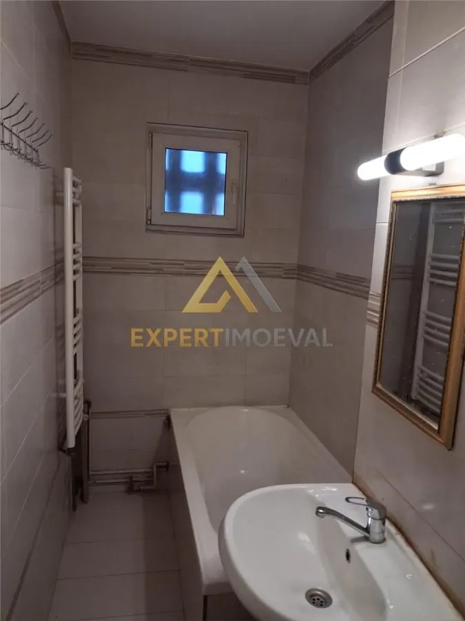 Apartament 2 camere Neptun Parter - foto 7
