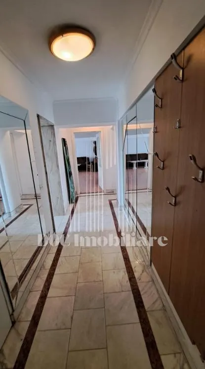 Inchiriere 3 camereI Decebal-Loc parcare/Pet Friendly - foto 4
