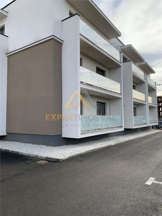Lamaitei apartament 2 camere 54 mp construiti, parter si loc de parcare - foto 12