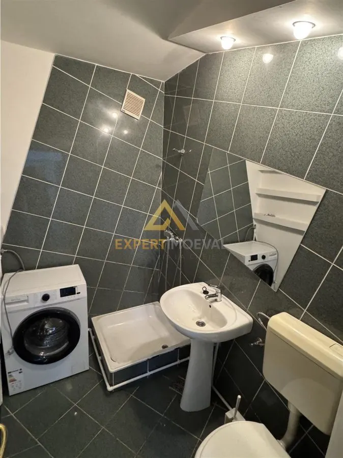 Apartament Ultracentral la Bizo de inchiriat etaj1, 50 mp utili - foto 1