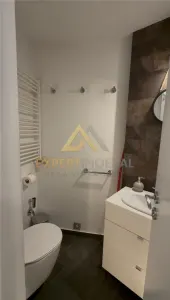 Vand apartament cu 2 camere Ultracentral vedere in parcul Mara - foto 8