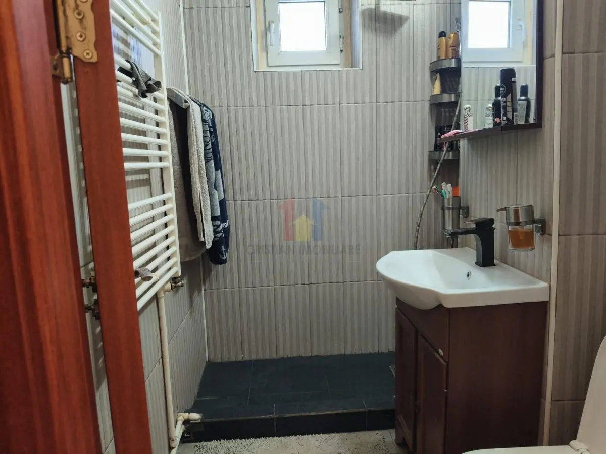 4 camere, confort 1 decomandat, etaj superior, Viziru 3 - foto 12