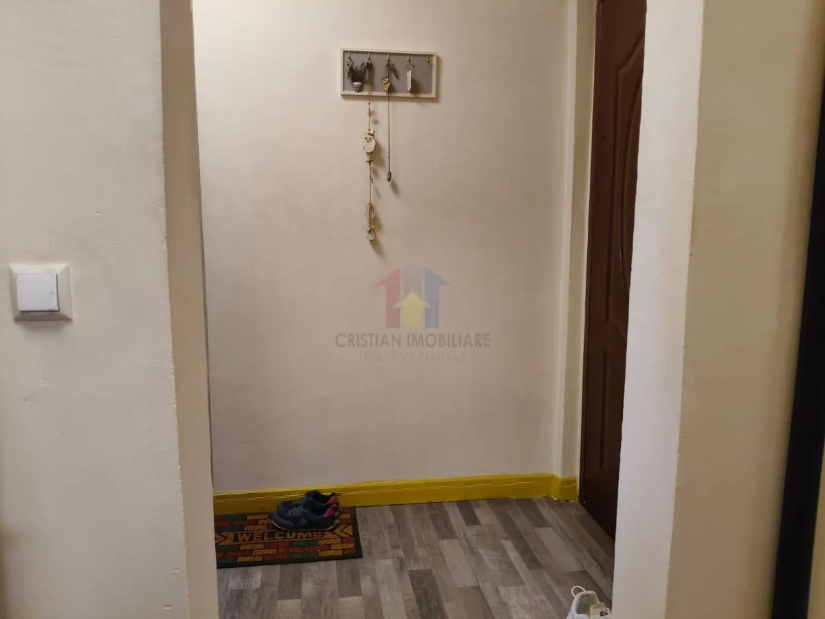 4 camere, confort 1 decomandat, etaj superior, Viziru 3 - foto 10
