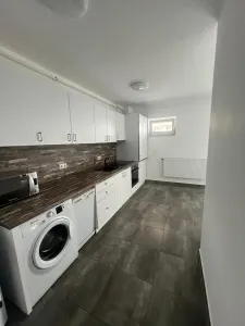 APARTAMENT DE VANZARE ISU BLOC NOU| 65MPU | DECOMANDAT | 105.000 EURO - foto 3
