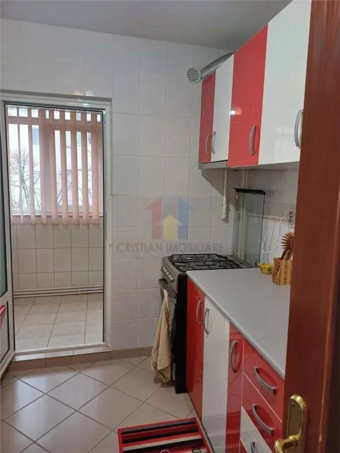 2 camere Confort 1 Decomandat, etaj 3, Renovat, Radu Negru - foto 8