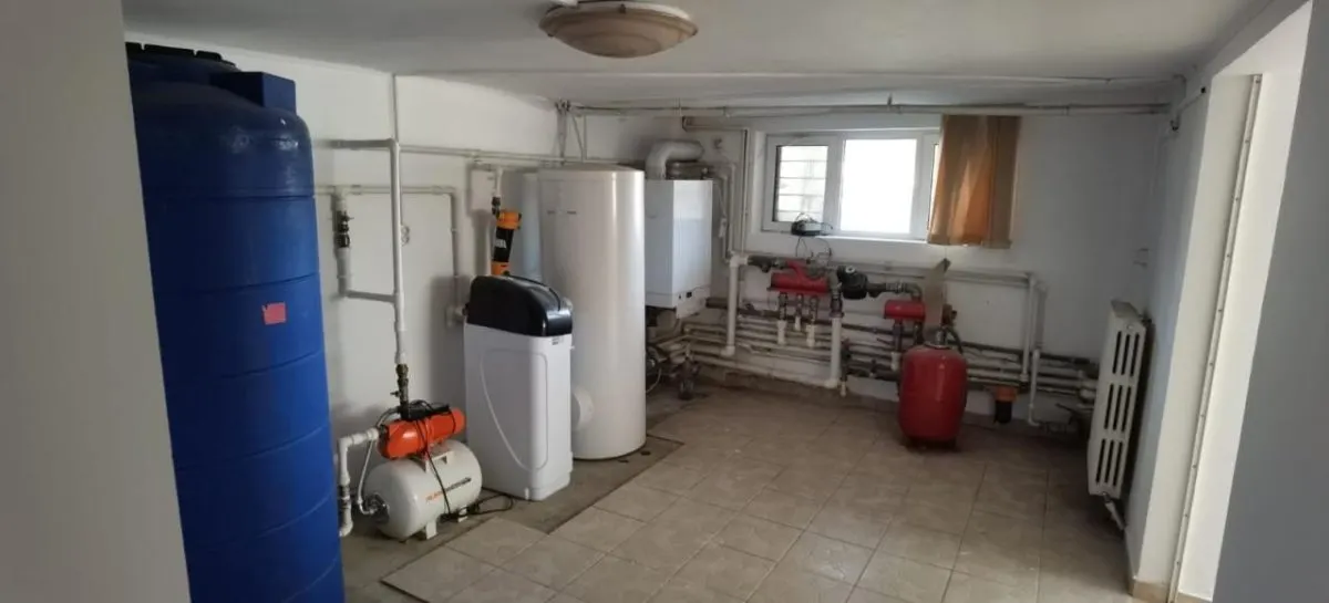 Vila S+P+1 teren=1438 mp, 367mp construiti Varsatura - foto 13