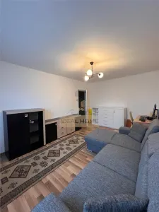Apartament 3 Camere Decomandat Metalurgie Etaj Intermediar - foto 2