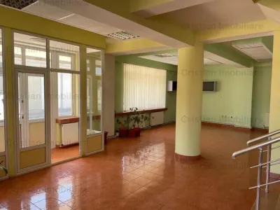 Cladire birouri P+2, 330 mp  zona Centrala cu vizibilitate si acces - foto 1