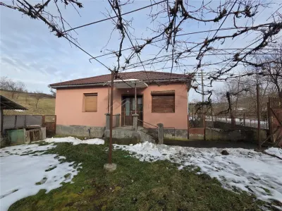 Casa cu 3 camere si anexe, sat Valea Crisului, Bratca,Bihor - foto 4