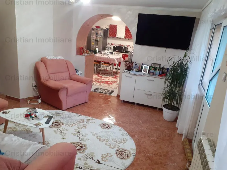Vila 2018  P + M zona Chercea 400mp utili Mobilata - utilata! - foto 11