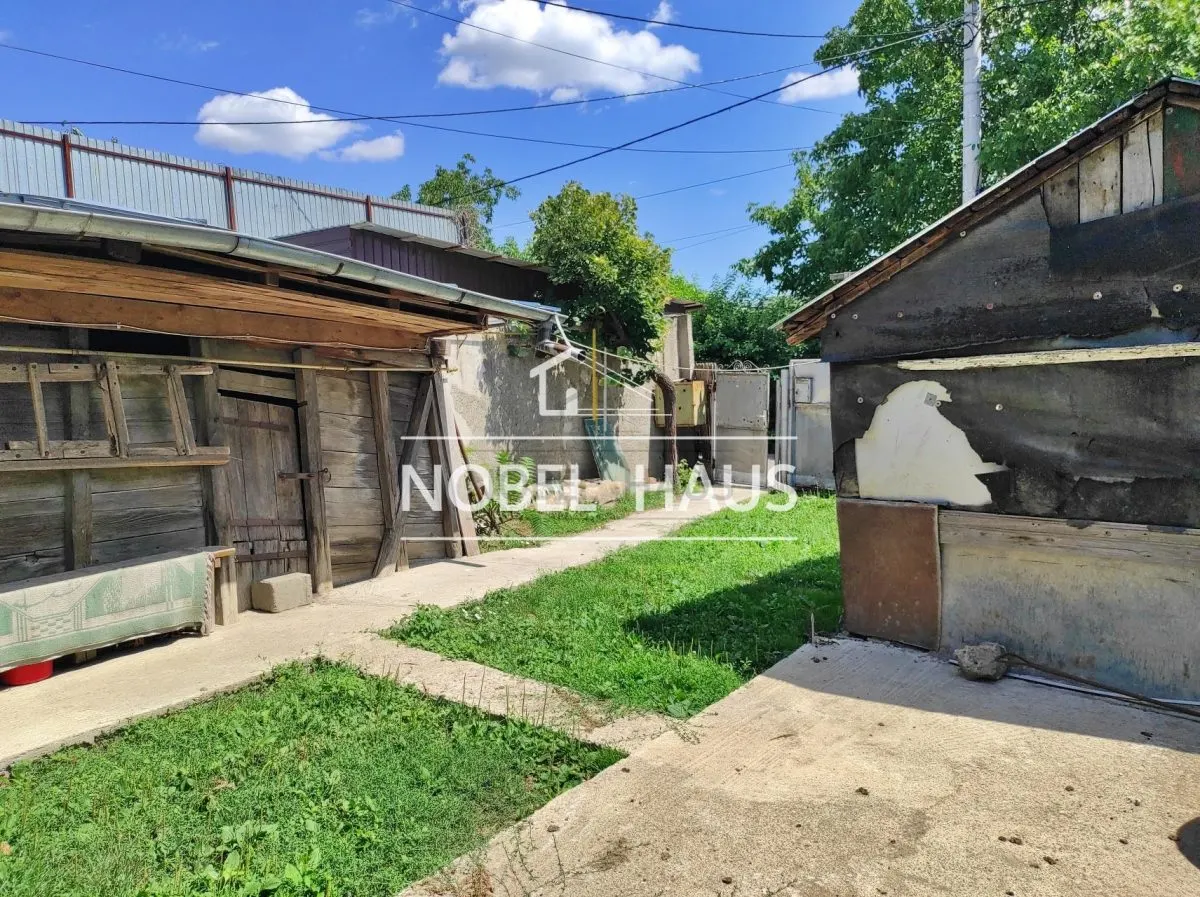 Teren intravilan Barlad, 707 mp, zona centrala, str Bradului - foto 3