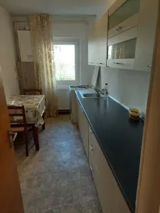 Apartament 2 camere Racadau-intrare,garaj,etaj 2,128500 Euro - foto 5