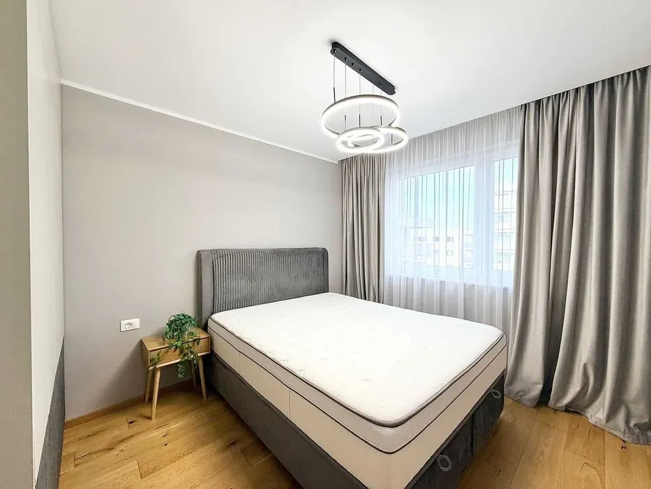 Apartament 3 camere - URBAN PLAZA lux,mobilat-utilat, 250000 Euro - foto 1