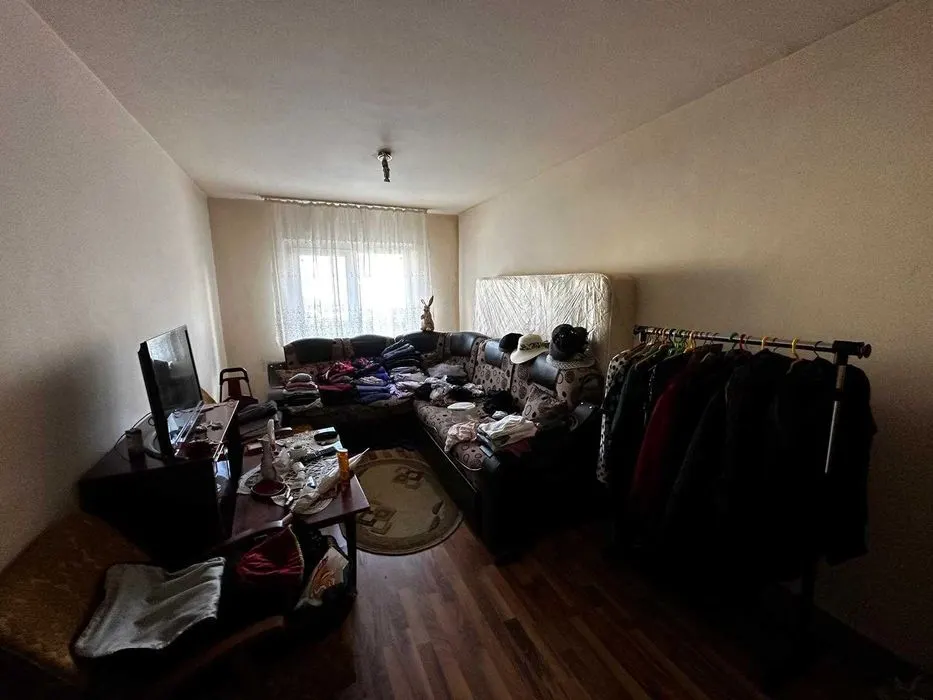 Apartament 3 camere parter Tractorul-Cerna,122500 Euro - foto 4