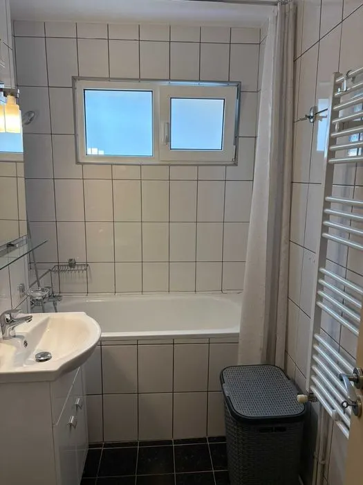 Apartament 2 camere, etaj 1 ,renovat,mobilat,110000 Euro - foto 8