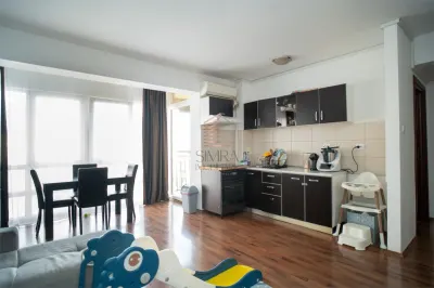 Apartament 3 camere Prima Nufarul cu loc de parcare - Oradea
