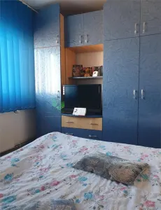 Apartament 3 camere Judetean,,decomandat,135000 Euro - foto 4