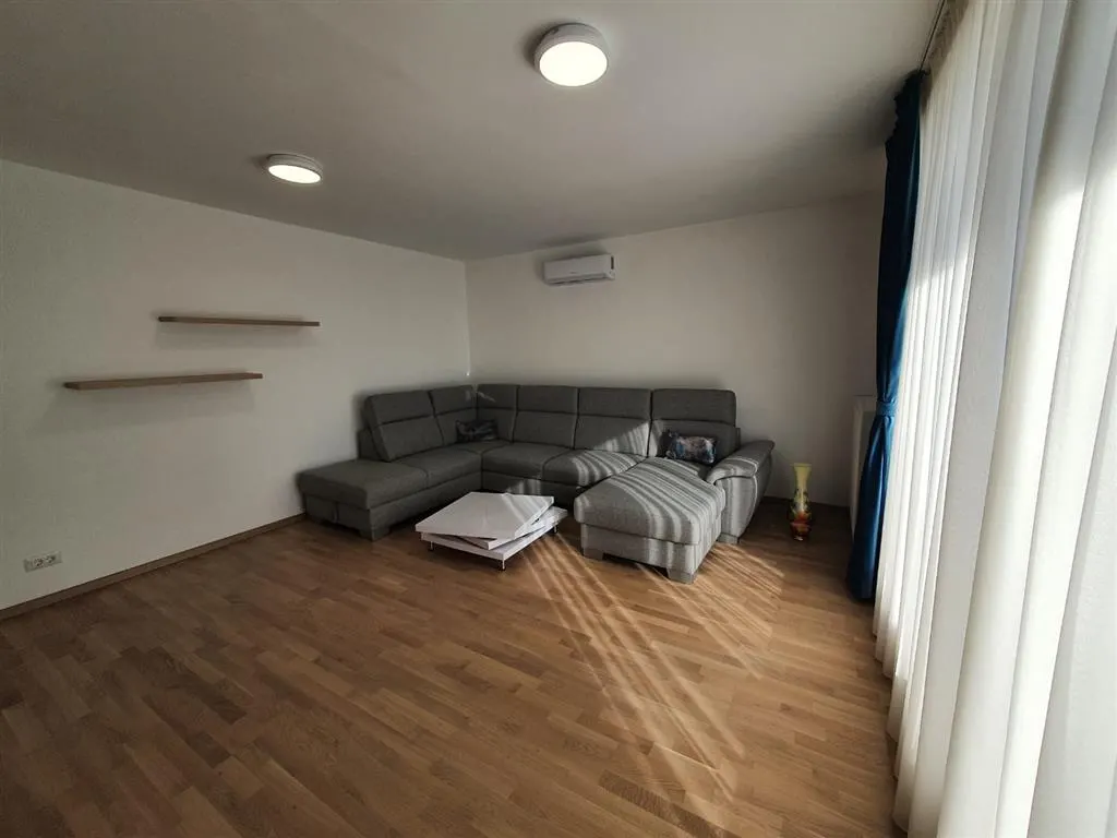 Inchiriere penthouse lux Ploiesti, zona Albert MRS - foto 5