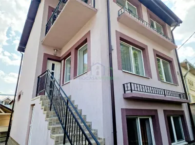 CASA DE VANZARE CRAIOVA,  5 camere ,str. T. Vladimirescu , teren - 200 mp - Craiova