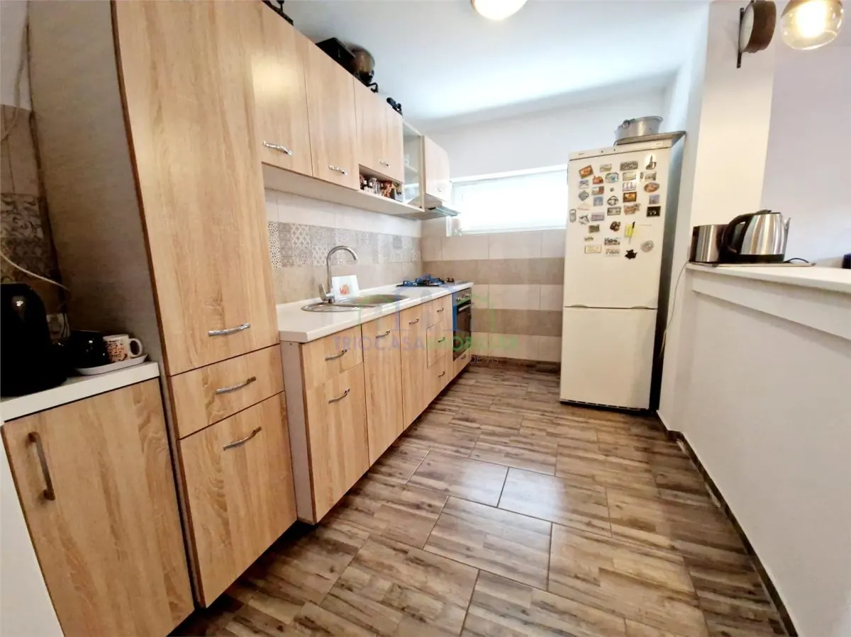 CASA DE VANZARE CRAIOVA,  5 camere ,str. T. Vladimirescu , teren - 200 mp - foto 13
