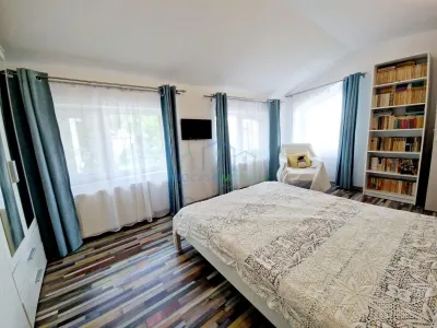 CASA DE VANZARE CRAIOVA,  5 camere ,str. T. Vladimirescu , teren - 200 mp - foto 7