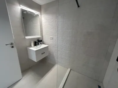 Inchiriere apartament 2 camere bloc nou, prima inchiriere Paulesti - foto 16