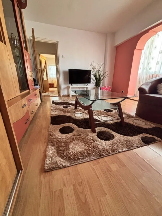 2 camere Craiter renovat,mobilat 112000 Euro - foto 1